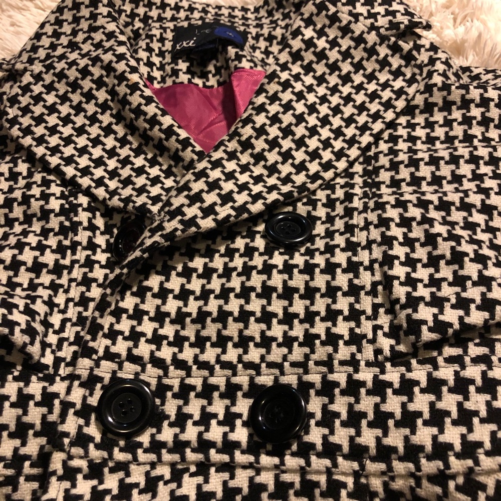 Forever 21 Jacquard Coat View 2